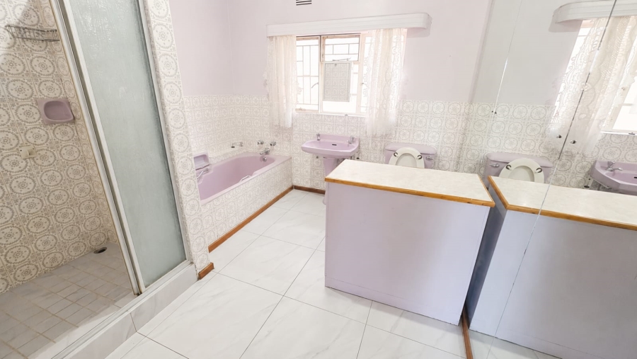 To Let 2 Bedroom Property for Rent in Adamayview North West